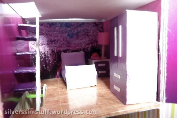 cracker box dollshouse - bedroom